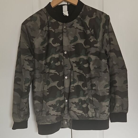 Old Navy Green Bomber Jacket with Ribbed Cuffs - Picture 3 of 16